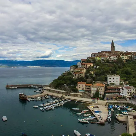 Aeternum Vrbnik (Primorje-Gorski Kotar)